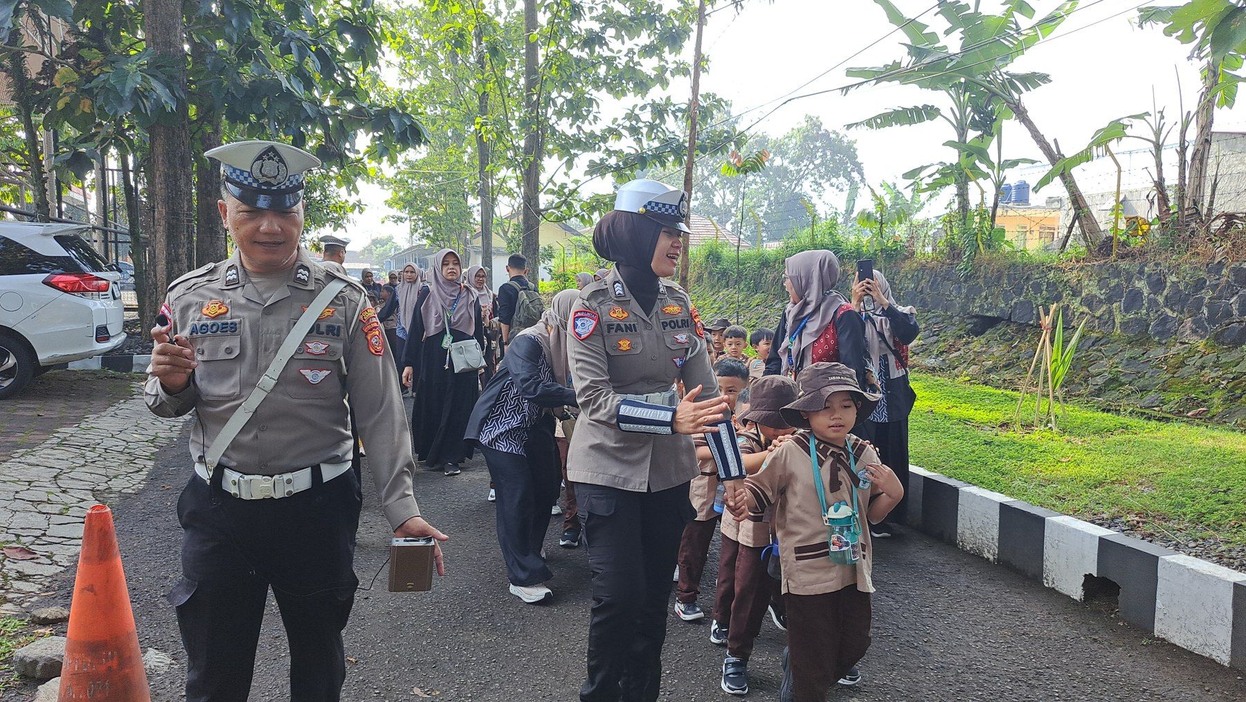 Mengenal lingkungan kepolisian — dokumentasi 1.